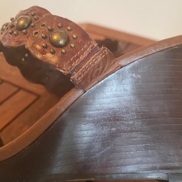 Brown Leather Wedge Sandals Size 6 1/2 - Picture 5 of 6